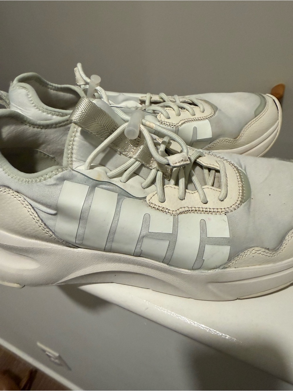 UGG Cream Low-Top Casual Sneakers